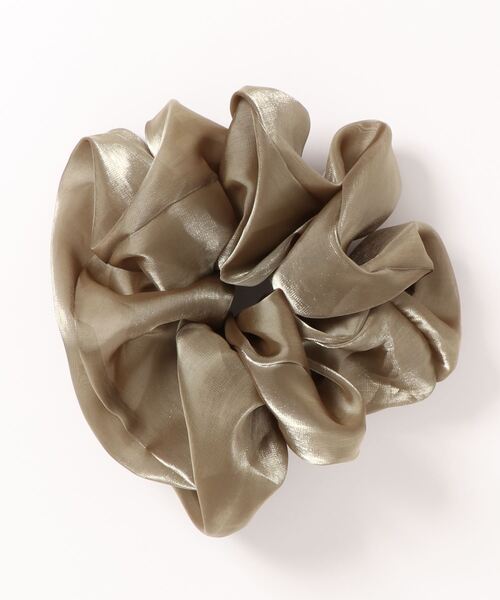 AMERICAN HOLIC（アメリカンホリック）の「BIGシアーシュシュ　＊（その他ヘアアクセサリー・レディース・ブラック/ベージュ/グレー/カーキ・FREE）」の7枚目の写真