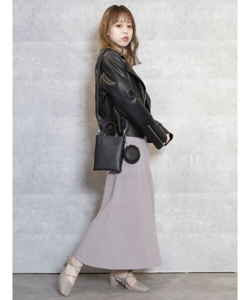 dazzlin（ダズリン）の「レザーライクシンプルライダース（ライダースジャケット・レディース・ブラック/ベージュ・FREE）」の3枚目の写真