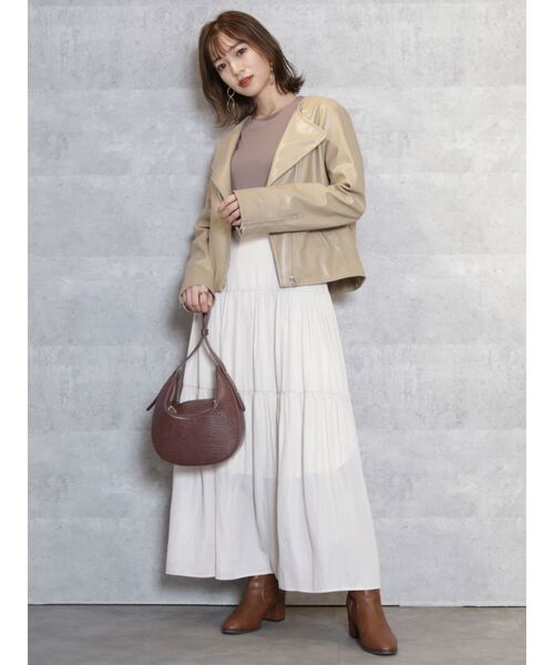 dazzlin（ダズリン）の「レザーライクシンプルライダース（ライダースジャケット・レディース・ブラック/ベージュ・FREE）」の8枚目の写真