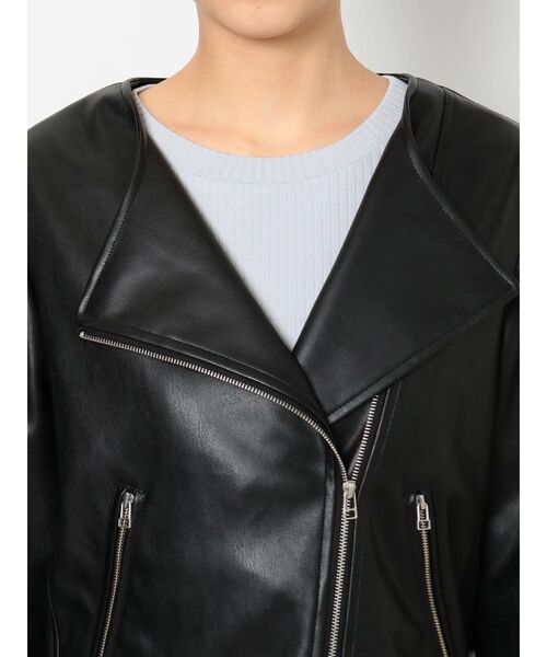 dazzlin（ダズリン）の「レザーライクシンプルライダース（ライダースジャケット・レディース・ブラック/ベージュ・FREE）」の14枚目の写真