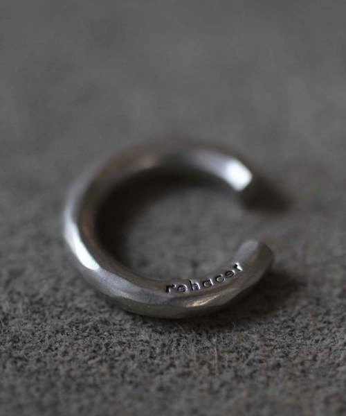 rehacer(レアセル)の「rehacer : × ANIKULAPO / Ear Cuff " round " / アニクラポ イヤーカフ " ラウンド "(イヤーカフ・メンズ・シルバー・FREE)」の6枚目の写真
