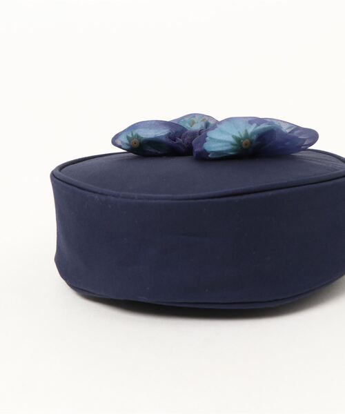 KP DECO（ケーピーデコ）の「お花が詰め込まれたオーガンジーリボン付きサークルショルダー（ショルダーバッグ・キッズ・ラベンダー/オフホワイト/ブルー系その他・FREE）」の7枚目の写真