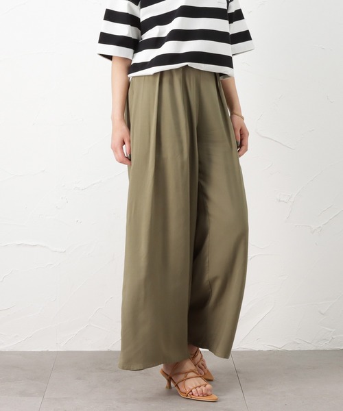 NAVY(ネイビー)の「レーヨンワイドパンツ(その他パンツ・レディース・ブラウン/ネイビー/ブラック/ストライプ/カーキ・フリー)」の9枚目の写真