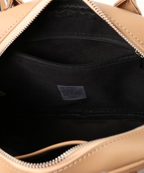 Riberry（リベリー）の「ミニスクエアボストンバッグ（ショルダーバッグ・レディース・ホワイト/ブラック/ブラウン/ベージュ/ダークブラウン/ネイビー/グレー/グリーン・FREE）」の16枚目の写真