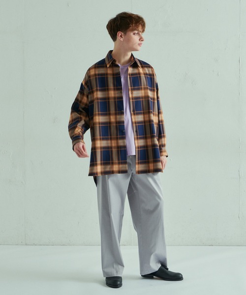 Lui's(ルイス)の「キュプラサテンリラックスパンツ(スラックス・メンズ・ブラック/ライトグレー/オリーブ・SMALL/MEDIUM)」の18枚目の写真