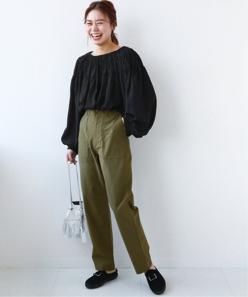 JOURNAL STANDARD relume（ジャーナルスタンダード　レリューム）の「ベイカーパンツ◆（その他パンツ・レディース・ベージュ/カーキ・36/38/40）」の3枚目の写真