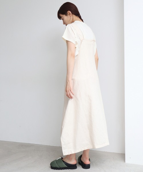 note et silence (ノートエシロンス)の「*◇C/Liツイル製品染 ジャンパースカート(ジャンパースカート・レディース・ホワイト/チャコールグレー/ライトカーキ・FREE)」の5枚目の写真