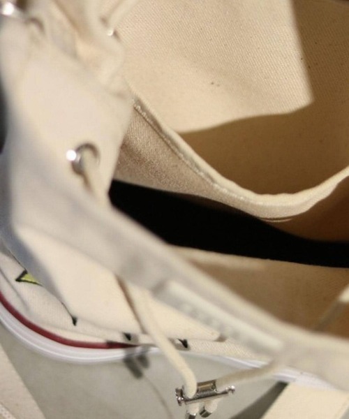 OKERU（オケル）の「OKERU/オケル/別注2way巾着バッグ/C-2（ショルダーバッグ・レディース・ホワイト/ブラック/カーキ・FREE）」の16枚目の写真