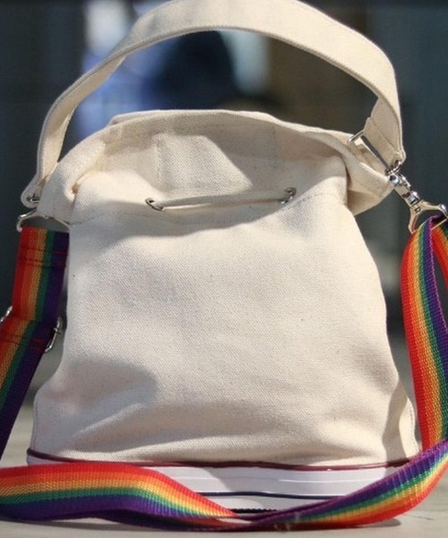 OKERU（オケル）の「OKERU/オケル/別注2way巾着バッグ/C-2（ショルダーバッグ・レディース・ホワイト/ブラック/カーキ・FREE）」の17枚目の写真