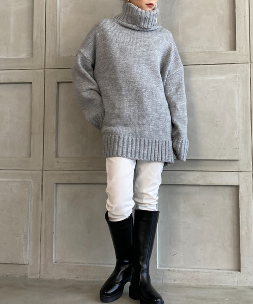 moment+（モーメントプラス）の「3G ビッグタートル ショート丈ニットプルオーバー（ニット/セーター・レディース・チャコールグレー/ブラック/パープル/ブラウン/オレンジ/グリーン/ライトグリーン/アイボリー/グレイッシュベージュ/杢グレー・FREE）」の16枚目の写真