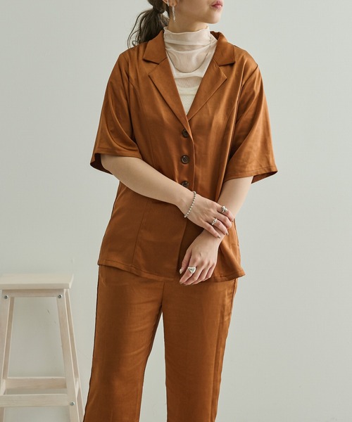 Ambre Neige(アンブルネージュ)の「サテンジャケット/【WEB/EC限定商品】(その他アウター・レディース・ライトブラウン/ライトベージュ・FREE)」の4枚目の写真