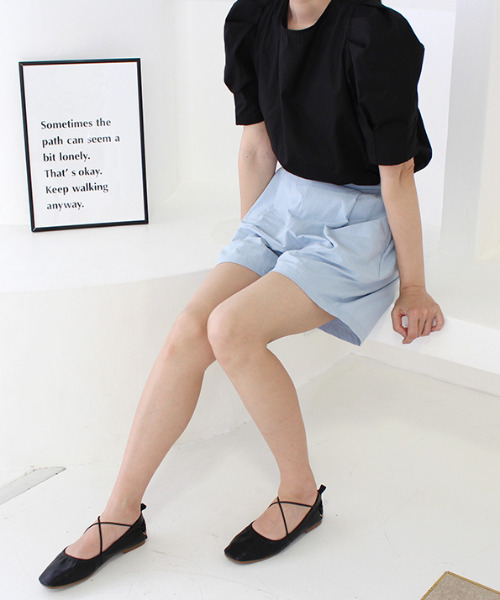 MODE ROBE(モードローブ)の「ショートパンツ(その他パンツ・レディース・ブラック/ブルー・FREE)」の1枚目の写真