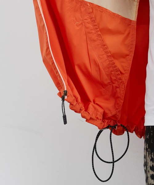 NERGY（ナージー）の「配色ウィンドブレーカー（ブルゾン・レディース・ターコイズブルー/オレンジ・FREE）」の12枚目の写真
