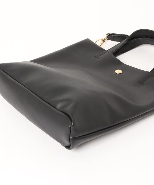 HONEYSUCKLE ROSE(ハニーサックルローズ)の「【HONEYSUCKLE ROSE】ミニショルダートート(ショルダーバッグ・レディース・オフホワイト/ブラック/ベージュ・ONE SIZE)」の7枚目の写真