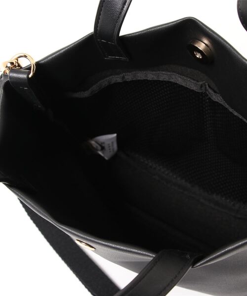 HONEYSUCKLE ROSE(ハニーサックルローズ)の「【HONEYSUCKLE ROSE】ミニショルダートート(ショルダーバッグ・レディース・オフホワイト/ブラック/ベージュ・ONE SIZE)」の4枚目の写真