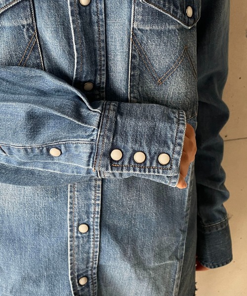 CAPRICIEUX LE'MAGE（カプリシューレマージュ）の「【Wrangler/ラングラー】リメイクウエスタンシャツ（シャツ/ブラウス・レディース・ブラック/ブルー・FREE）」の22枚目の写真