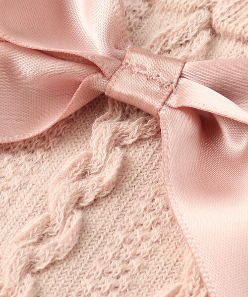 SHOO・LA・RUE（シューラルー）の「◆サテンリボンフロートハイソックス（ソックス/靴下・キッズ・ブラック/アイボリー/ベビーピンク・56/59）」の4枚目の写真