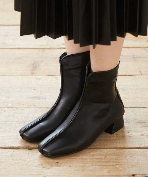 menue（メヌエ）の「スクエアトゥセンターシームショートブーツ（ブーツ・レディース・アイボリー/ブラック/ベージュ系その他・XS/S/M/L/LL/3L）」の18枚目の写真