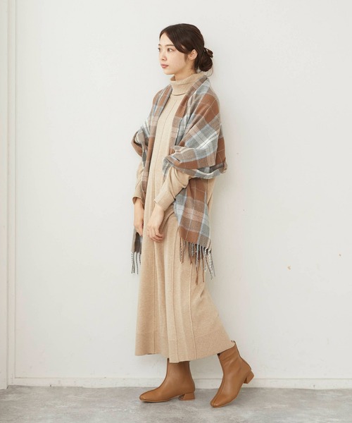 menue（メヌエ）の「スクエアトゥセンターシームショートブーツ（ブーツ・レディース・アイボリー/ブラック/ベージュ系その他・XS/S/M/L/LL/3L）」の8枚目の写真