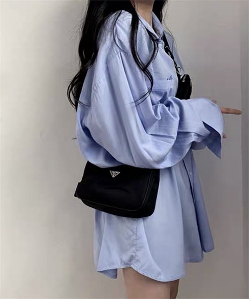 Dream garden(ドリームガーデン)の「ロング丈無地シャツ(長袖)(シャツ/ブラウス・レディース・ホワイト/ブルー・S/L/XL/M)」の6枚目の写真