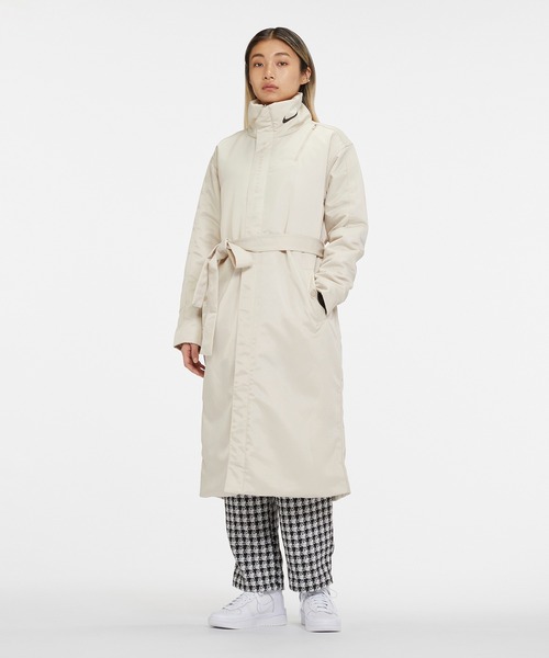 NIKE(ナイキ)の「ナイキ ウィメンズ SYN トレンド パーカ / Nike Sportswear Synthetic-Fill Women's Parka <XS-2XL 展開>(ステンカラーコート・レディース・クリーム/ブラック・S/M/L/2XL/XL/XS)」の21枚目の写真