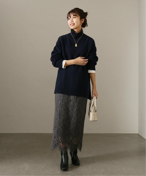 La TOTALITE（ラトータリテ）の「《追加》パネルレース タイトスカート◆（スカート・レディース・グレー/ベージュ・38/36）」の3枚目の写真