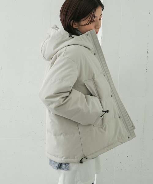 URBAN RESEARCH DOORS(アーバンリサーチドアーズ)の「DANTON DOWN HOODED JACKET(ダウンジャケット/コート・レディース・ライトグレー/ブラック/ベージュ/グレー・X-SMALL)」の17枚目の写真