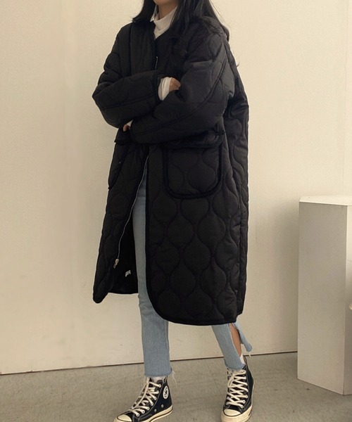 Doula Doula(ドゥーラドゥーラ)の「ノーカラーキルティングコート(ダウンジャケット/コート・レディース・ベージュ/カーキ/ブラック・FREE)」の1枚目の写真