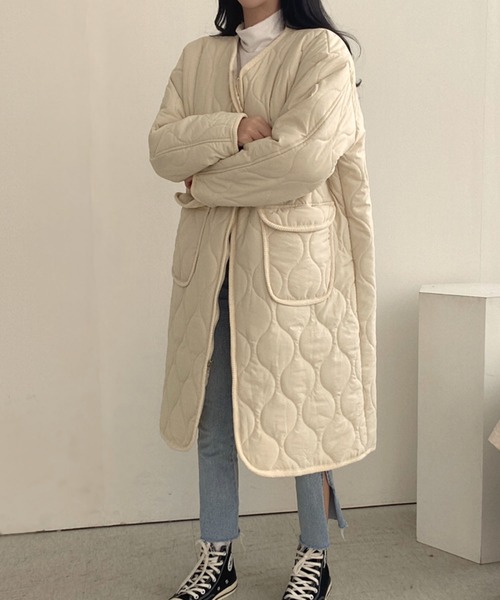 Doula Doula(ドゥーラドゥーラ)の「ノーカラーキルティングコート(ダウンジャケット/コート・レディース・ベージュ/カーキ/ブラック・FREE)」の4枚目の写真