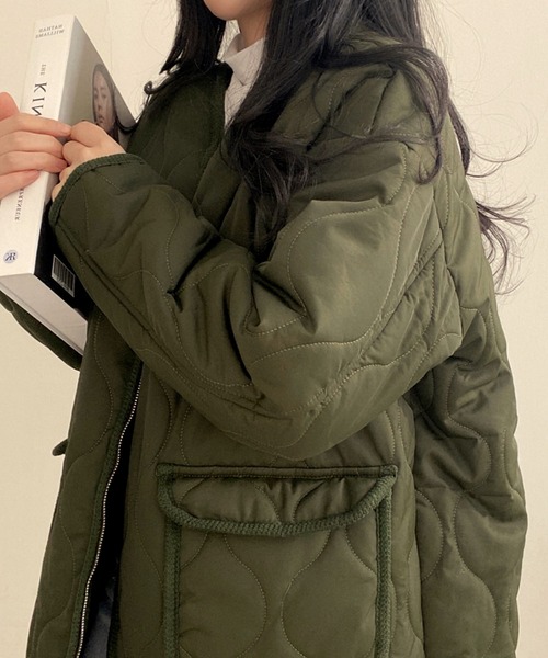 Doula Doula(ドゥーラドゥーラ)の「ノーカラーキルティングコート(ダウンジャケット/コート・レディース・ベージュ/カーキ/ブラック・FREE)」の13枚目の写真