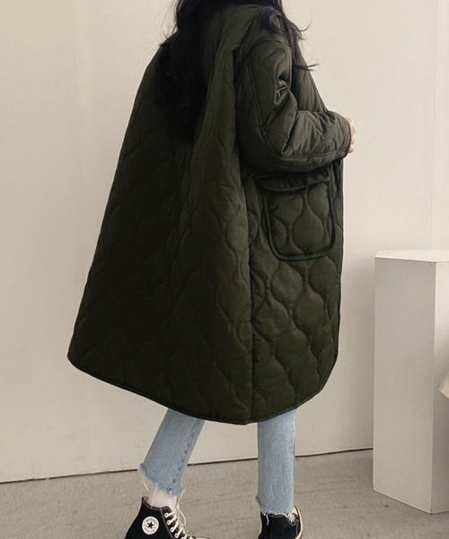 Doula Doula(ドゥーラドゥーラ)の「ノーカラーキルティングコート(ダウンジャケット/コート・レディース・ベージュ/カーキ/ブラック・FREE)」の9枚目の写真