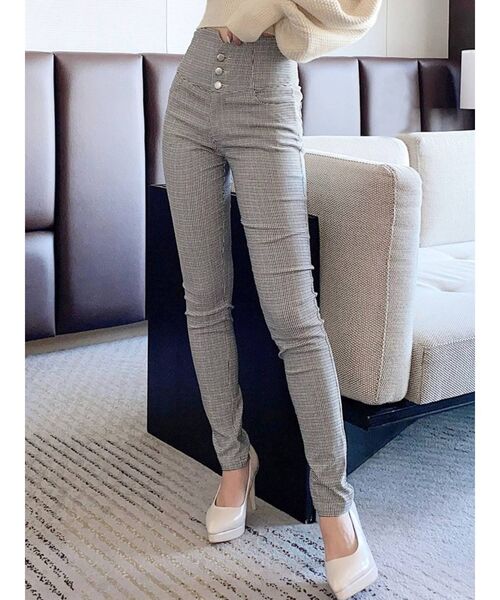 RESEXXY(リゼクシー)の「3連ボタンスキニー(その他パンツ・レディース・ブラック/ベージュ/その他1・FREE)」の1枚目の写真