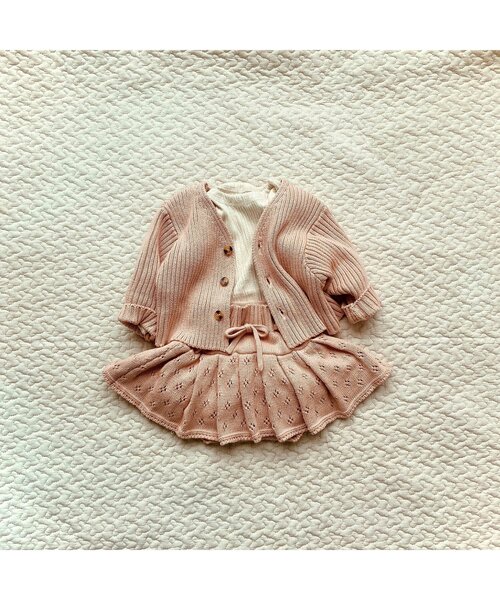 Ampersand（アンパサンド）の「premier スプリングニットカーディガン（カーディガン/ボレロ・キッズ・ピンク/ベージュ/アイボリー/ブルー/グリーン・100/140/90/130/110/80/120/70）」の6枚目の写真