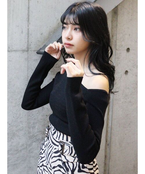 MURUA（ムルーア）の「デコルテオープンニットトップス（ニット/セーター・レディース・アイボリー/ブラック/ベージュ/その他1・FREE）」の11枚目の写真