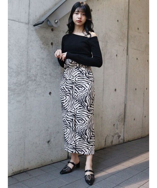 MURUA（ムルーア）の「デコルテオープンニットトップス（ニット/セーター・レディース・アイボリー/ブラック/ベージュ/その他1・FREE）」の12枚目の写真