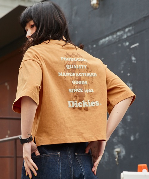 Dickies(ディッキーズ)の「Dickies/ディッキーズ ビックシルエットバックグラフィックプリントコットン半袖Tシャツ(Tシャツ/カットソー・レディース・ホワイト/ブラック/イエロー/オレンジ/ブルー/オートミール・M/L)」の6枚目の写真