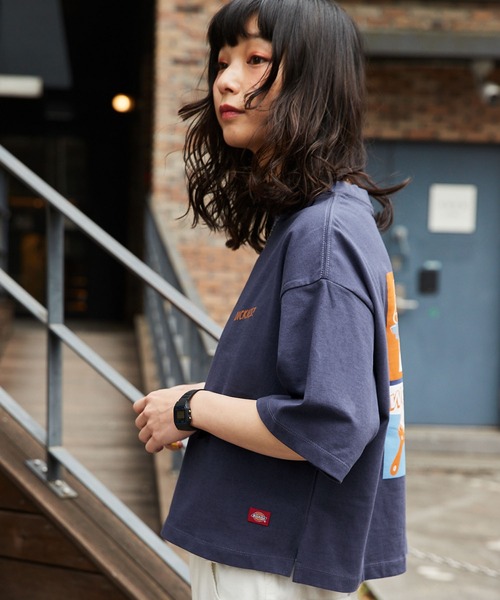 Dickies(ディッキーズ)の「Dickies/ディッキーズ ビックシルエットバックグラフィックプリントコットン半袖Tシャツ(Tシャツ/カットソー・レディース・ホワイト/ブラック/イエロー/オレンジ/ブルー/オートミール・M/L)」の18枚目の写真