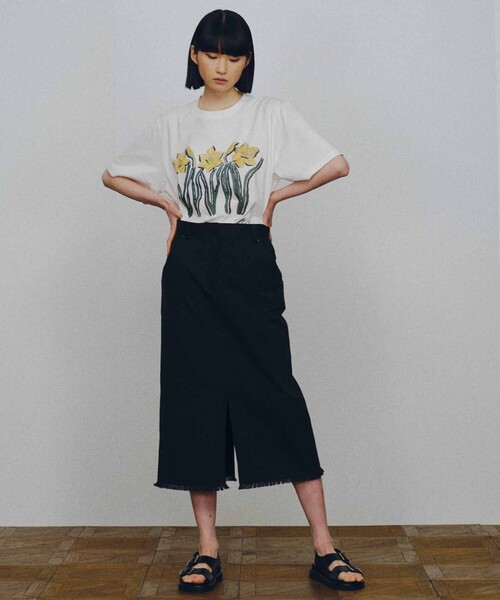 JOSEPH STUDIO(ジョゼフストゥディオ)の「LEE TEE DAFFODILS(Tシャツ/カットソー・レディース・ベージュ系/ホワイト系・LARGE/MEDIUM/SMALL/LL)」の17枚目の写真