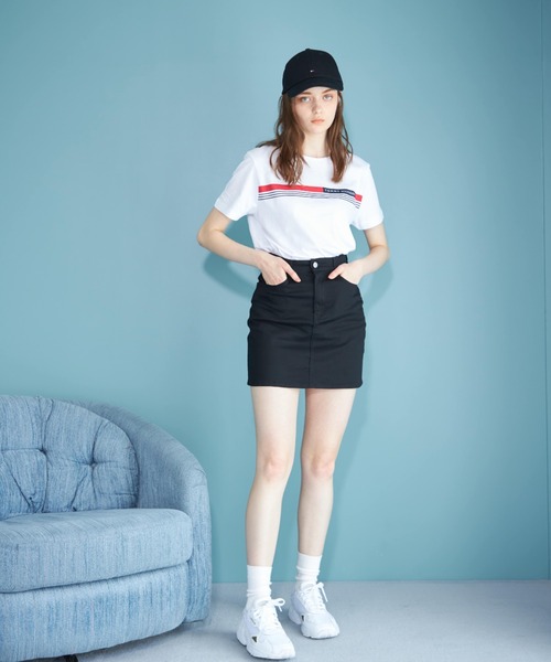 TOMMY HILFIGER（トミーヒルフィガー）の「フロントロゴTシャツ（Tシャツ/カットソー・メンズ・ホワイト/ネイビー/レッド・LARGE/SMALL/X-LARGE/MEDIUM/XX-LARGE）」の20枚目の写真