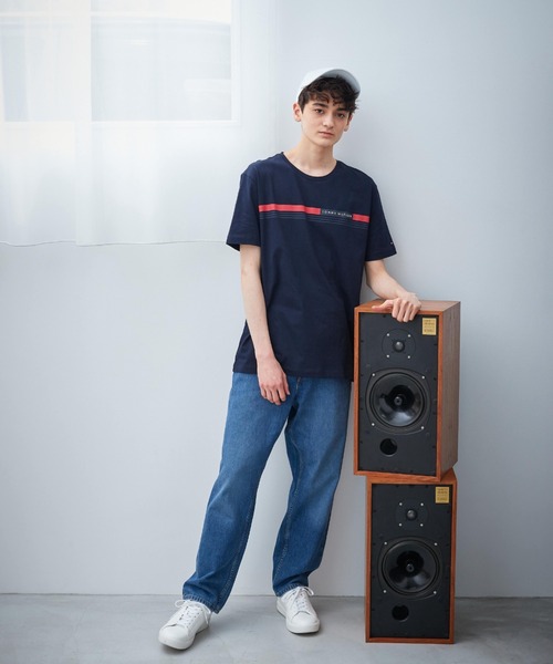 TOMMY HILFIGER（トミーヒルフィガー）の「フロントロゴTシャツ（Tシャツ/カットソー・メンズ・ホワイト/ネイビー/レッド・LARGE/SMALL/X-LARGE/MEDIUM/XX-LARGE）」の19枚目の写真