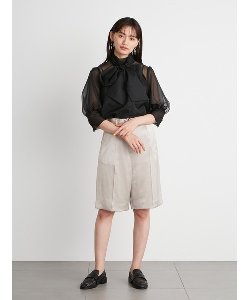 LILY BROWN（リリーブラウン）の「サテンショートパンツ（その他パンツ