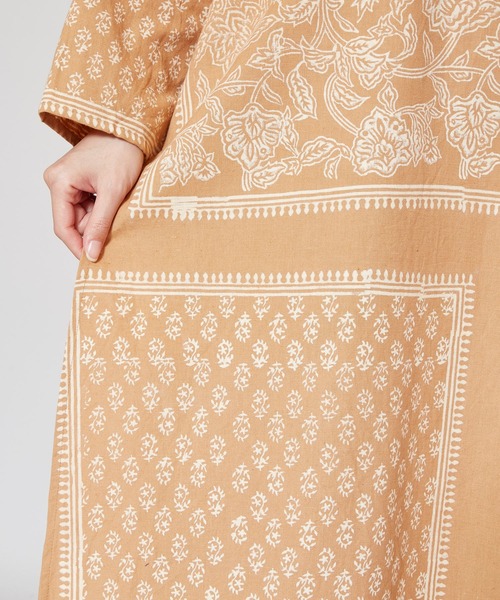 チャイハネ（チャイハネ）の「【チャイハネ】ブロックプリントワンピース（ワンピース・レディース・ホワイト/ベージュ/ネイビー・FREE）」の18枚目の写真