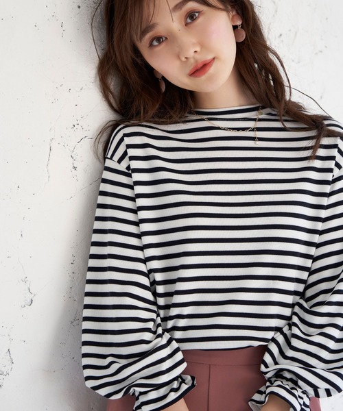 BELLUNA PLUS(ベルーナ)の「タックスリーブデザインプルオーバー(Tシャツ/カットソー・レディース・ブラック/グレー/アイボリー/ホワイト×ブラック・MEDIUM/LARGE/X-LARGE)」の20枚目の写真