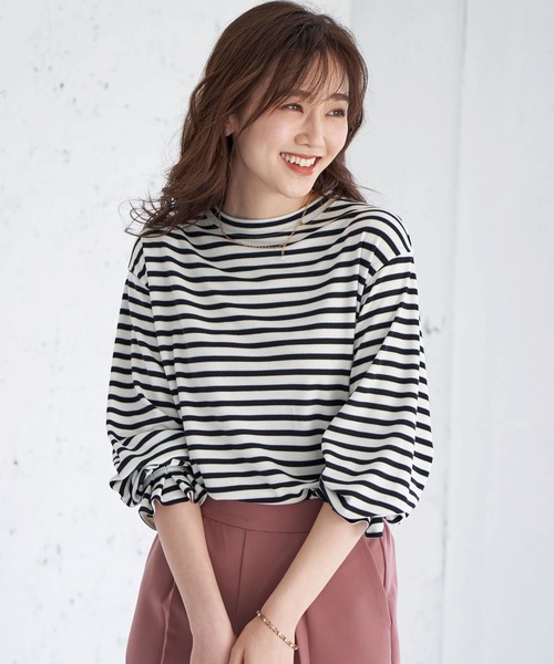 BELLUNA PLUS(ベルーナ)の「タックスリーブデザインプルオーバー(Tシャツ/カットソー・レディース・ブラック/グレー/アイボリー/ホワイト×ブラック・MEDIUM/LARGE/X-LARGE)」の22枚目の写真