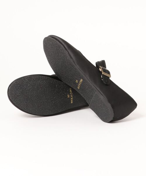 ehka sopo(エヘカソポ)の「パイピングストラップシューズ(その他シューズ・レディース・ブラック/ベージュ/チャコール・LARGE/MEDIUM)」の4枚目の写真