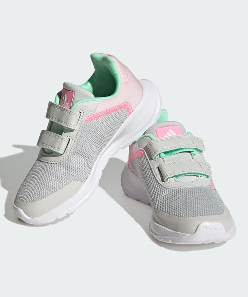 adidas（アディダス）の「Tensaur ラン / Tensaur Run / ランニングシューズ / アディダス adidas（スニーカー・キッズ・ブルー/ブラック/グレー/ホワイト/レッド/グレー×ピンク/グレー系その他/ピンク・24.5cm/23.5cm/21.0cm/22.5cm/23.0cm/19.0cm/22.0cm/25.0cm/24.0cm/18cm/20.0cm/17.0cm/20.5cm/17.5cm/19.5cm/21.5cm）」の5枚目の写真
