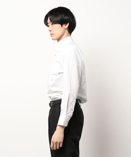 Alexander Julian（アレキサンダージュリアン）の「アレキサンダージュリアン クールファクター/COOLFACTOR ボタンダウン ビジネスドレス長袖シャツ（シャツ/ブラウス・メンズ・ライトグレー・首回り37cm-裄丈80cm/首回り39cm-裄丈80cm/首回り39cm-裄丈84cm/首回り41cm-裄丈82cm/首回り41cm-裄丈86cm/首回り43cm-裄丈82cm/首回り43cm-裄丈86cm/首回り45cm-裄丈86cm）」の2枚目の写真