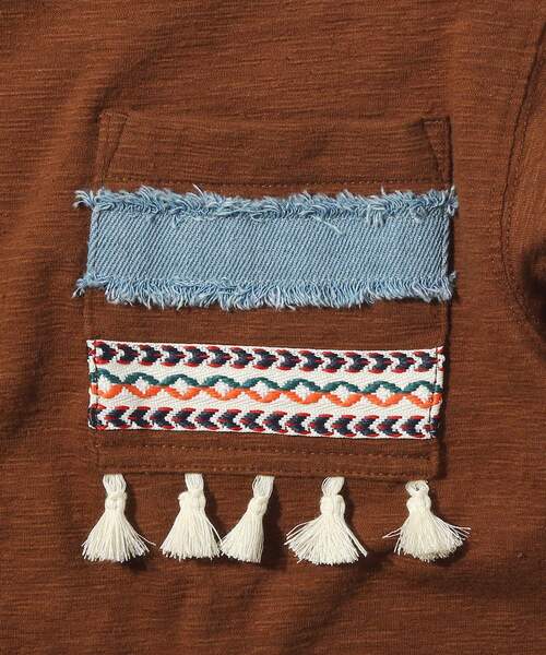 THE SHOP TK （ザ ショップ ティーケー ）の「◆【110-140】タッセルポケットTシャツ（Tシャツ/カットソー・キッズ・オフホワイト/イエロー/グレー系その他/ブラウン系・11/10/12/13/14）」の6枚目の写真