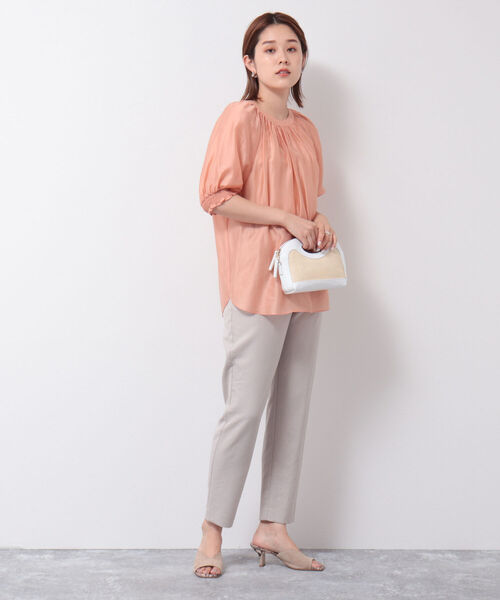 NOLLEY’S Sophi(ノーリーズソフィ)の「ヴィンテージツイルインゴムテーパードパンツ(その他パンツ・レディース・ホワイト/ライトブルー/ブラック/ベビーピンク/グレイッシュベージュ・38/36/34)」の22枚目の写真