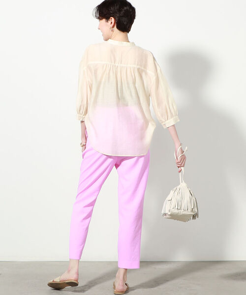 NOLLEY’S Sophi(ノーリーズソフィ)の「ヴィンテージツイルインゴムテーパードパンツ(その他パンツ・レディース・ホワイト/ライトブルー/ブラック/ベビーピンク/グレイッシュベージュ・38/36/34)」の18枚目の写真